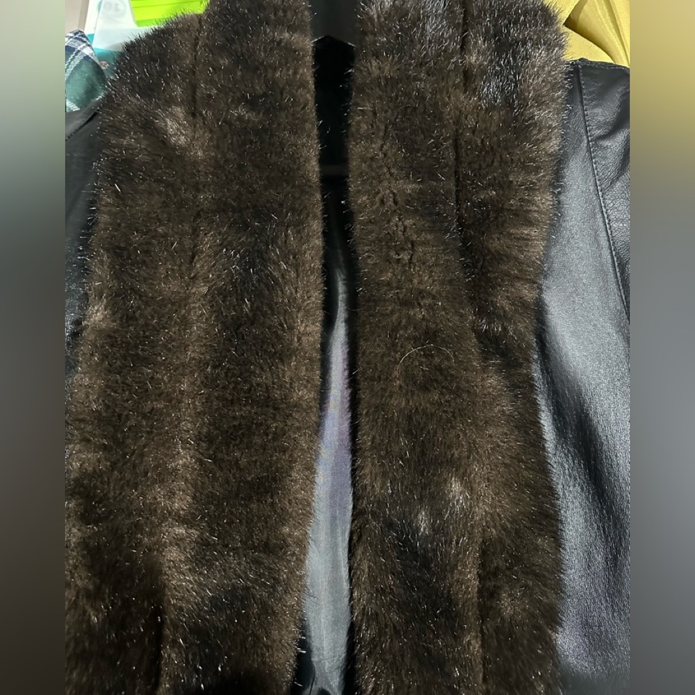 GANTOS Vintage Women’s Leather‎ & Faux Fur Trim Long Open Coat - Picture 4 of 6